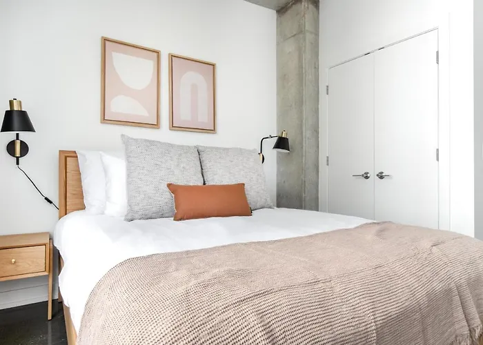 River N 1br W Gym Pool Nr L Stop Chi-361 Apartment Chicago