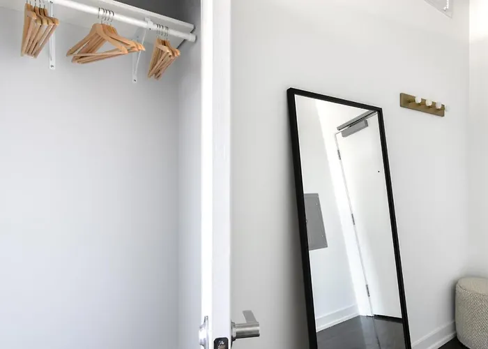 River N 1br W Gym Pool Nr L Stop Chi-361 Apartment Chicago